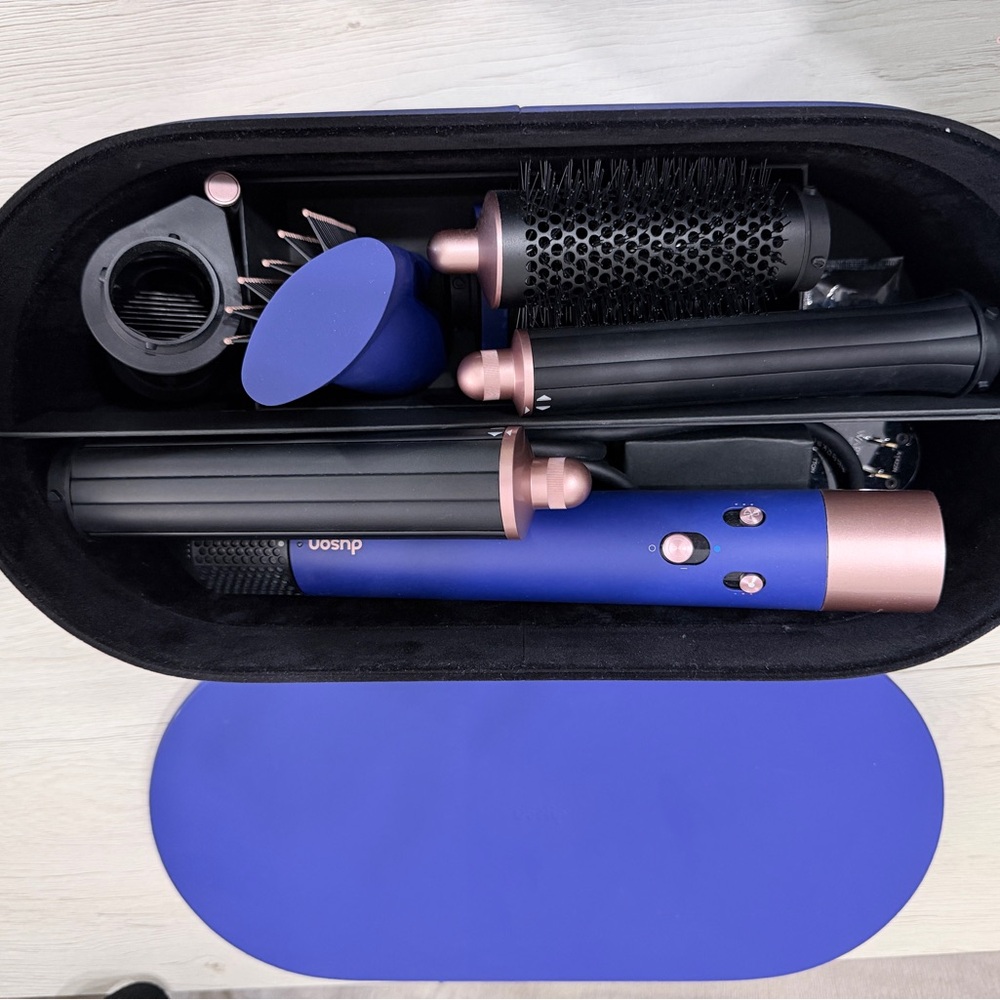 Dyson Special Edition Airwrap ™ Multi-Styler
Complete Long